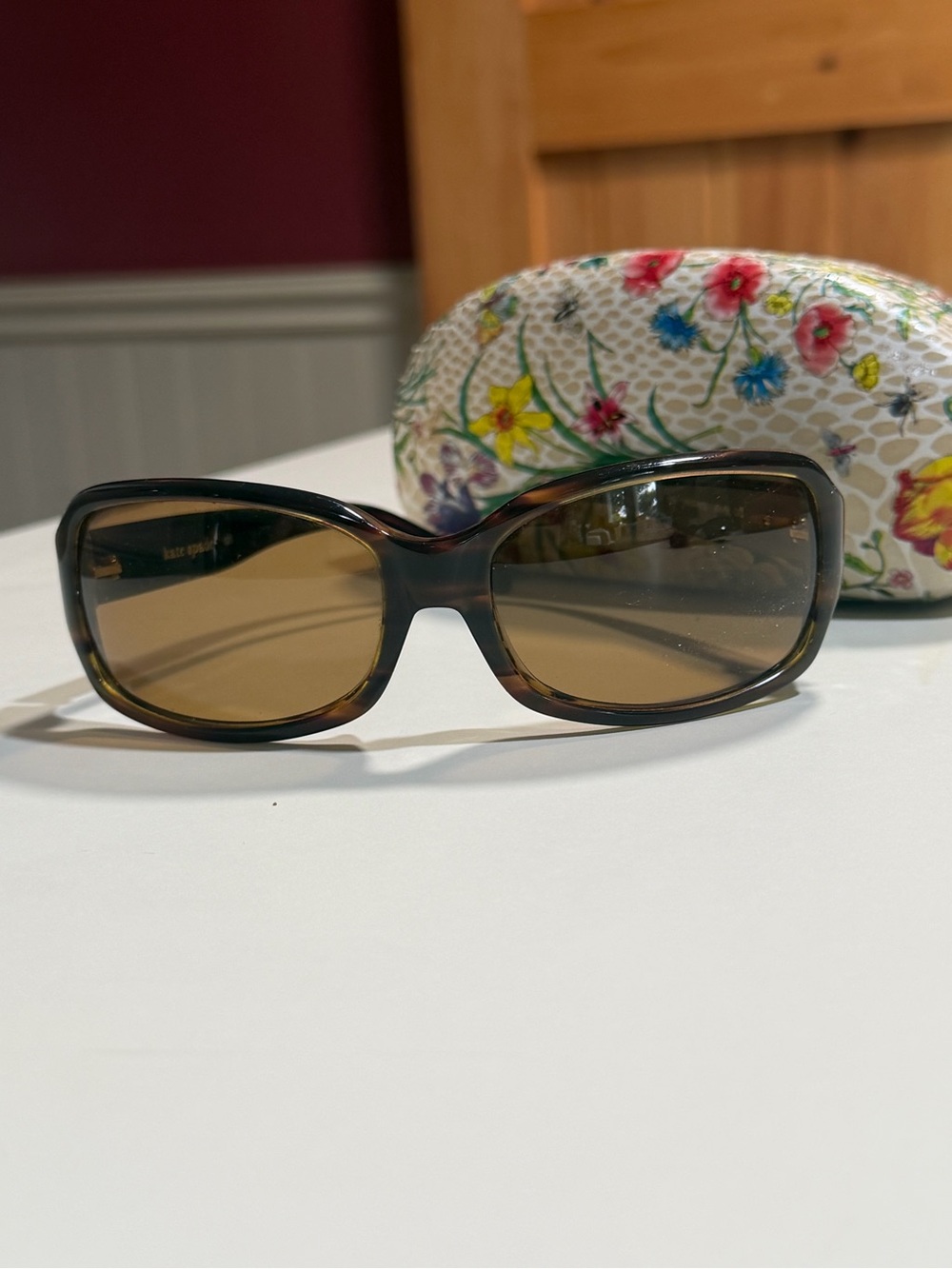 Kate Spade Women's Tortoiseshell Brown Sunglasses - Stylish UV Shades